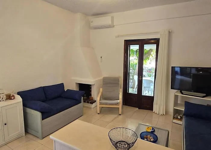 Avra Corner * Chaniotis