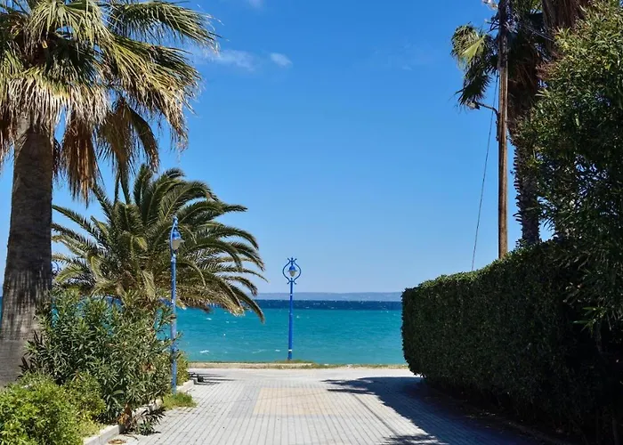 Avra Corner Hébergement de vacances *